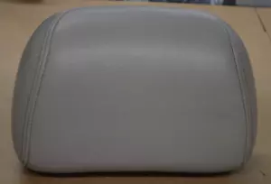 2000-06 Yukon Tahoe Oem Rear 2nd Row Seat Headrest Leather Head Rest - Picture 1 of 3