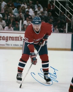 Claude Lemieux Signed Hockey Photo 8x10 - Picture 1 of 1