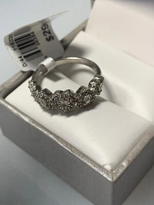 Anillo banda de diamantes de plata de ley 925 de 1/4 quilates ~ talla 7 ~ ¡HERMOSO! 5 corazones - Imagen 1 de 8