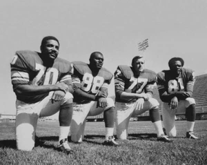 Minnesota Vikings PURPLE PEOPLE EATERS Glossy 8x10 Photo Alan Page Carl Eller - Picture 1 of 1