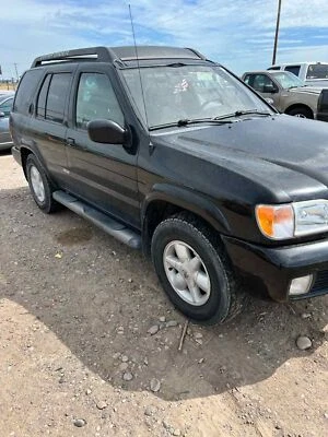 Conjunto de filtro de aire usado se adapta a: Nissan Pathfinder 2002 6 cilindros 3,5 grado A Foto 1 de 4