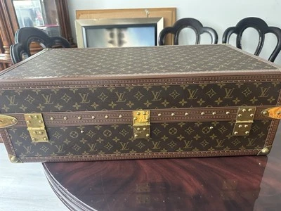 Maleta rígida de equipaje vintage Louis Vuitton LV Bisten 80 Foto 1 de 4