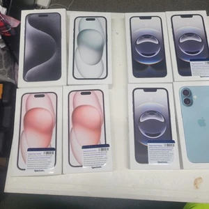 Original Apple iPhone 15, 16 Désert Titane Boîte Vide Seulement Lot de 8 Boîtes MT - Photo 1 sur 7