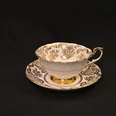 Paragon Cup & Saucers A97C Floral Scrollwork in Gold on White 1957-1960 - Image 1 of 4