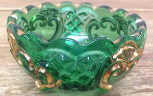 Croesus Riverside EAPG Pattern Glass Antique Emerald Green Gold Sauce Bowl Dish - Picture 1 of 4