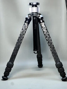 Really Right Stuff TVC-2X Carbon Fiber Tripod W/ Center Column & B2 LR II H Head - Picture 1 of 10