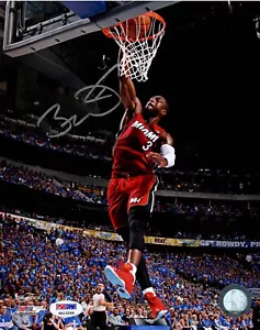 DWYANE WADE PSA/DNA SIGNED 8X10 PHOTOGRAPH MIAMI HEAT AUTOGRAPHED DUNK - Picture 1 of 2