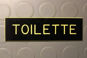 Targhetta Vintage "TOILETTE" 10x3 cm plastica formica Old Style Camping Pub - Imagen 1 de 1