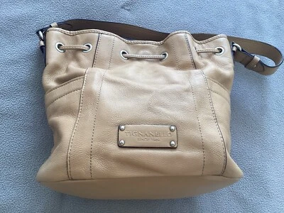 Tignanello Tan Leather Drawstring Bucket Shoulder Bag 3 Outer Pockets Preloved - Image 1 of 4