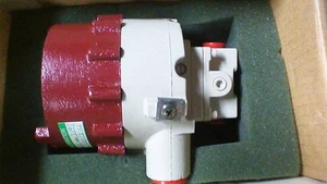 NUEVO TRANSDUCTOR DEVAR 18-1001-XP A PRUEBA DE EXPLOSIONES TIPO 1001 NUEVO EN CAJA. W484 - Imagen 1 de 2