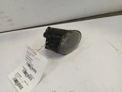 Passenger Right Fog Lamp from 2013 Nissan Pathfinder 12115011 - Image 1 of 4