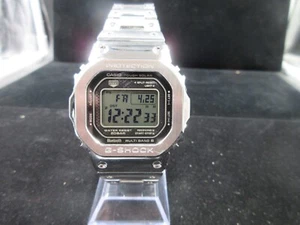Reloj G-Shock Completo Metal Plateado Radio Onda Solar Casio GMW-B5000D-1JF Bluetooth - Imagen 1 de 7
