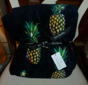 Vera Bradley Fleece  Throw Blanket 80" x 50" in Toucan Party NWT - Picture 1 of 8