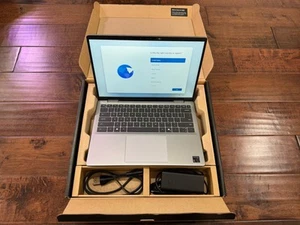 Dell Inspiron Copilot+ PC 14" IPS FHD+ Snapdragon X Plus 16GB/512GB/USB-C - Picture 1 of 16