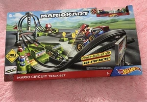 Hot Wheels Mario Circuit Track Set 5+ - Bild 1 von 4