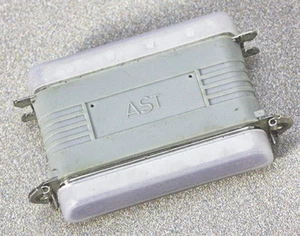 SCSSI TERMINATOR – CONNETTORE AST ACTIVE CENTRONICS THRU TERMINATOR CENTRONICS - Foto 1 di 4