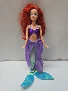 Disney Little Mermaid Ariel Doll 2005 Fins Purple Sparkle Skirt Top Glitter - Picture 1 of 2