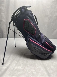 Titleist Hybrid 14 rosa e blu navy supporto carrello borsa da golf senza cinghia - Foto 1 di 17