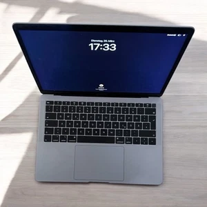 Apple MacBook Air 13 2018 i5 1,6 GHz 16GB 512 GB - Bild 1 von 2