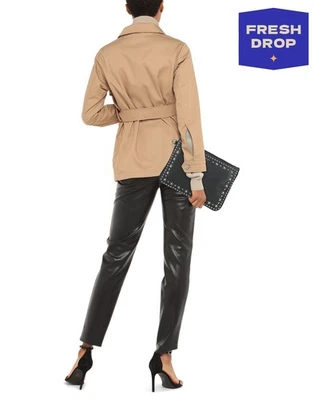 PVP €1169 JIMMY CHOO Bolso sin asas de cuero Derek-N estrellas grandes tachuelas anillo en D con cremallera Foto 1 de 4