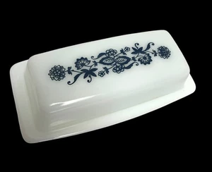 Vintage Midcentury Pyrex Old Town Blue Onion Milk Glass Stick Butter Dish w/ Lid - Picture 1 of 15
