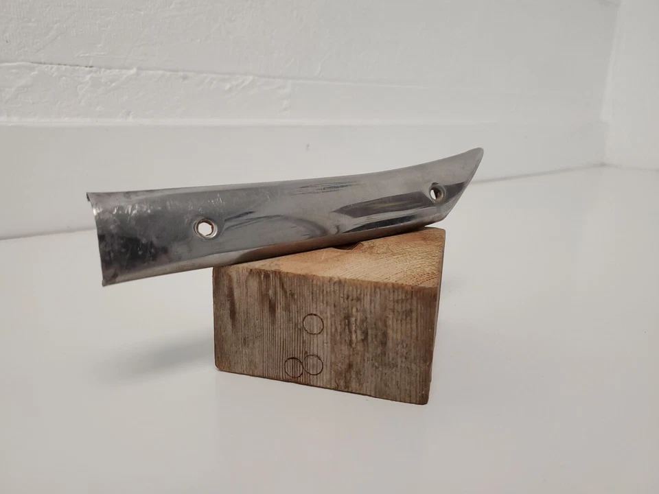 1954 - 1956 年别克 Roadmaster 和超级右后装饰成型  — 第 1/4 张图片