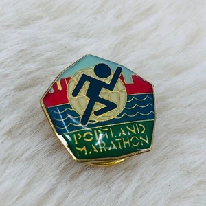 Prendedor de Participante de Carrera Pequeño Esmalte Maratón Portland De Colección - Imagen 1 de 3