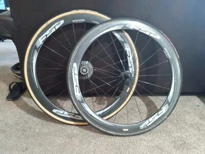 Juego de ruedas de freno de llanta tubular de carbono profundo FSA RD488 50mm aero ligero 10 velocidades Foto 1 de 2