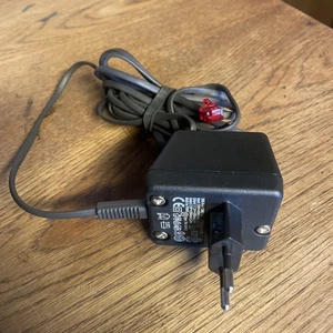 Netzteil Gigaset SNG9-A/1-A gebraucht plus Ladebasis - Bild 1 von 2