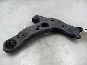 08-15 SCION XB 2.4L FWD AT DRIVER SIDE FRONT LOWER CONTROL ARM  - Bild 1 von 12