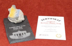 Original  Piece of the BERLIN WALL on Slate Display  + COA - Bild 1 von 8