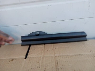 2001 2002 2003 2004 2005 2006 LEXUS LS430 QUARTER GLASS SUNSHADE SCREEN  UL... - Image 1 of 4