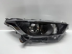 TOYOTA YARIS MK4 2020-2024 RIGHT DRIVER SIDE HALOGEN HEADLIGHT PN:81130-K0050 - Picture 1 of 10