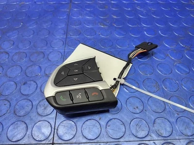 Volante Jeep Renegade 19-23 interruptor EVIC lado direito OEM 6VD14LXFAA - Imagem 1 de 4