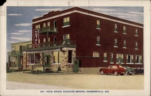 Canada Drummondville,QC 1953 Old Cars Quebec Vintage Postcard - Picture 1 of 2