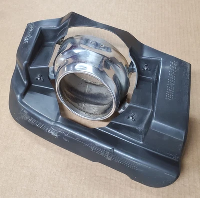 13-16 凯迪拉克 SRX 右乘客排气尖套隔热罩带支架 — 第 1/4 张图片