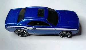Hot Wheels - '08 Dodge Challenger - Picture 1 of 5