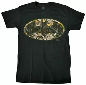 Batman Woody Camo Logo Adult T-Shirt - Picture 1 of 1