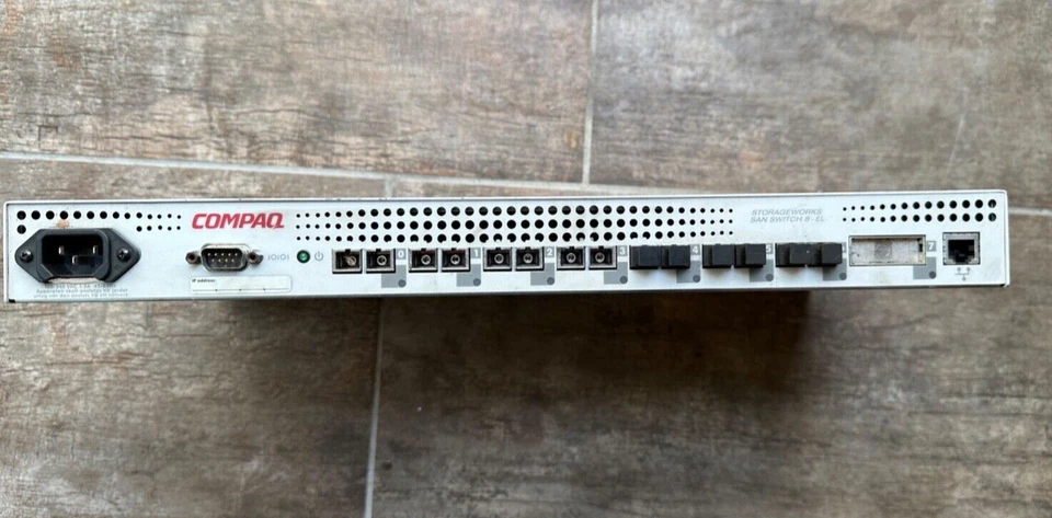 Compaq Storageworks San Switch 8-El / 176219-B21 / Very Good Condition - Image 1 of 4
