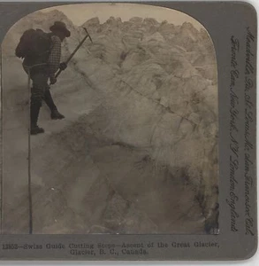 Swiss Guide Cutting Steps Great Glacier BC Canada Real Photo Stereoview c1900 - Foto 1 di 3
