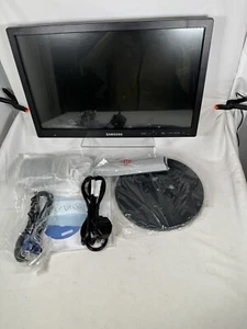 VGC Samsung SMT-1931 19" HD Wide LED CCTV Security Monitor | VGA HDMI BNC - Picture 1 of 18