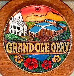 Vintage Grand Ole Opry Ceramic Decorative 8" Plate Embossed 3D Souvenir Japan - Picture 1 of 8
