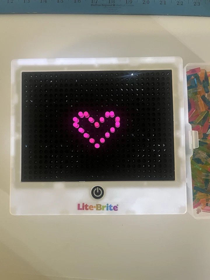 Litebrote Lite Brite Toy with Brilliant Colored Pegs. Tested Works Excellent - Image 1 of 4