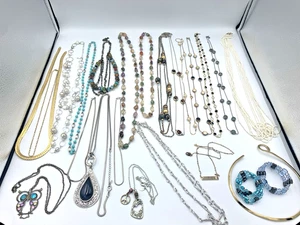 Lot of 24 Estate Jewelry Necklaces - Signed Unsigned - Barse Thai, Coventry + - Picture 1 of 8