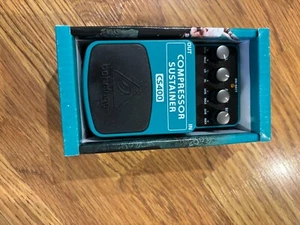 Compresor de pedal de guitarra Sustainer CS400 Behringer nuevo caja abierta en estante - Imagen 1 de 3