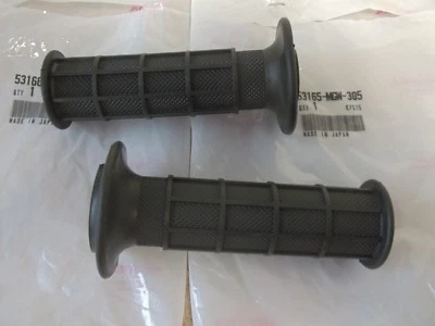 New OEM Honda Grips XL250R NX125 NX650 XL600 XR250L XR650L CRF250F CRF230F - Image 1 of 3