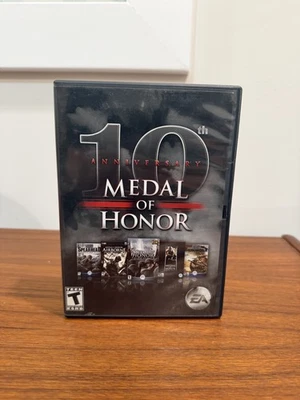 Medal of Honor 10th Anniversary 2008 PC (DVD - ROM) EA Games CIB 8 Disc - Image 1 of 4