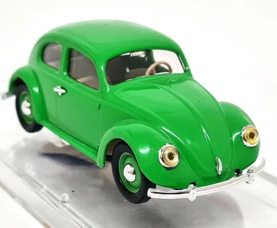 Vitesse 1/43 Volkswagen Beetle 1949 Sedan Green Split Window 404 model car  - Image 1 of 4