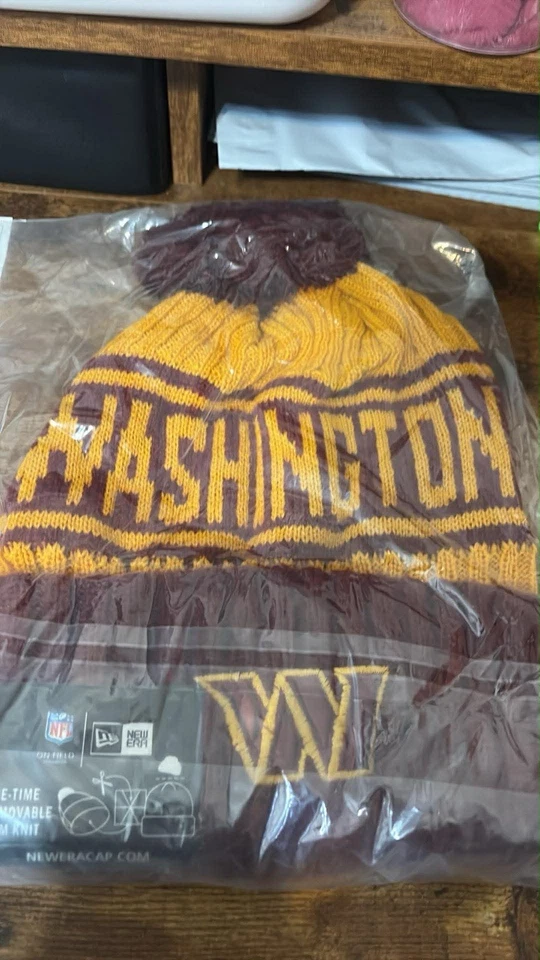 Washington Commanders New Era Gorro Tejido Pom Invierno NFL Sombrero NUEVO ENVÍO A EE. UU. 1 DÍA🤨 Foto 1 de 2