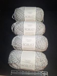 4 Skeins Sandes Garn Robust Gray Grey White Stripe Yarn 40% Wool Norway - Picture 1 of 8